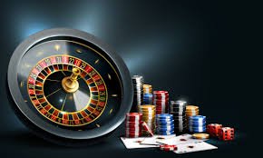 v7v7 apk lucky spin page with privacy and account safety reminders